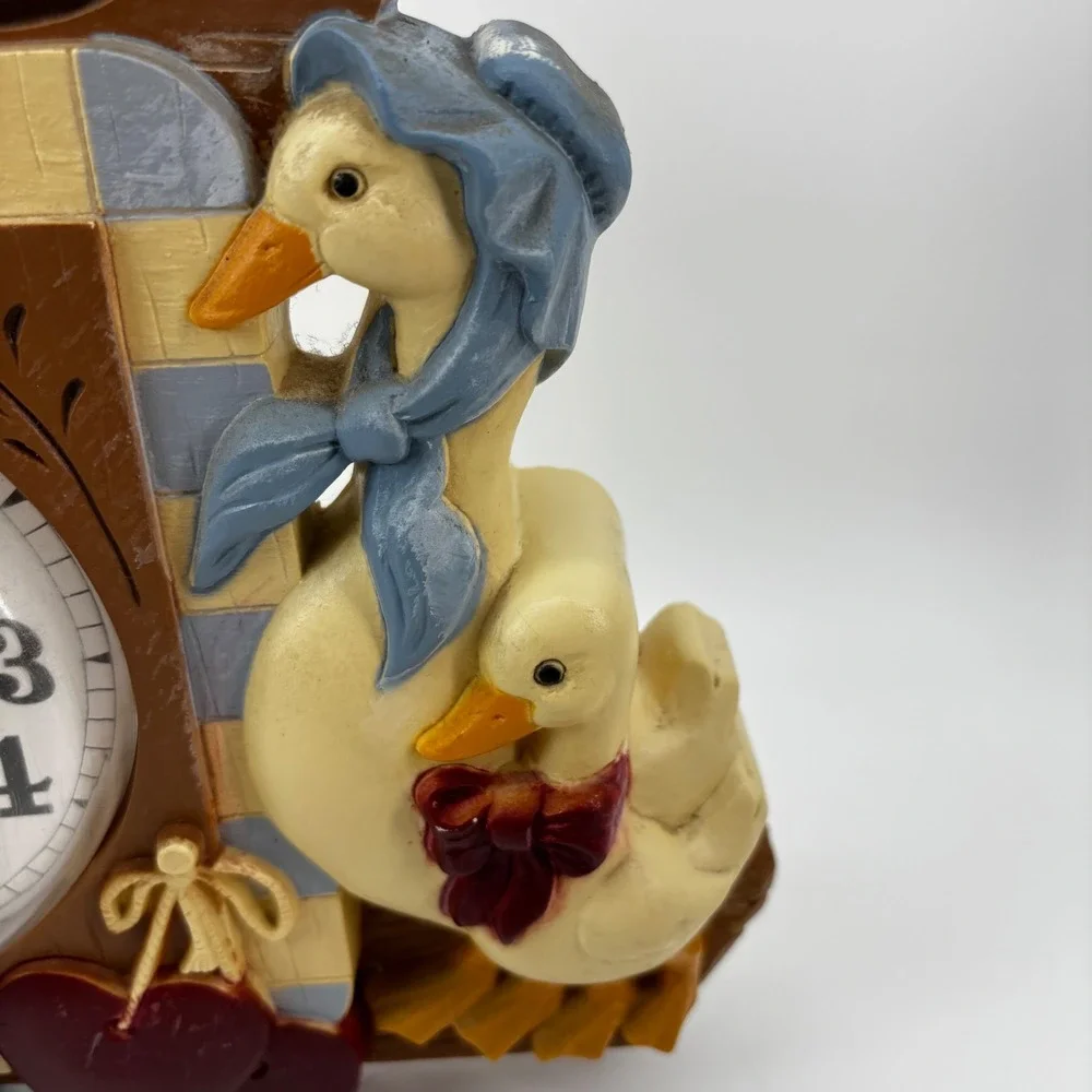 Vintage New Haven Burwood Products Welcome Wall Clock Country Geese Cat 1987